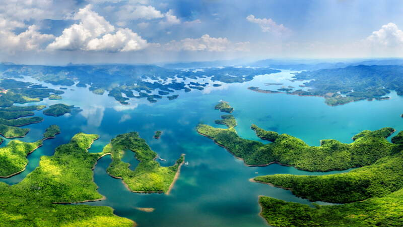 Hồ Tà Đùng được ví như Vịnh Hạ Long thu nhỏ
