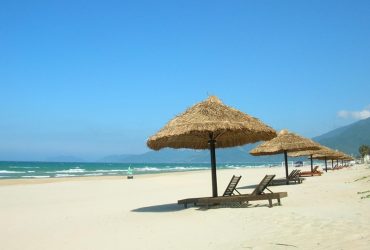 Bờ biển Bãi Cháy