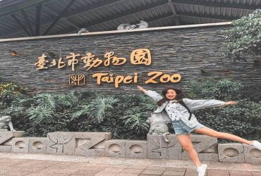 Check in tại cổng sở thú Taipei