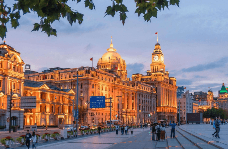 Bến Thượng Hải lung linh ánh đèn